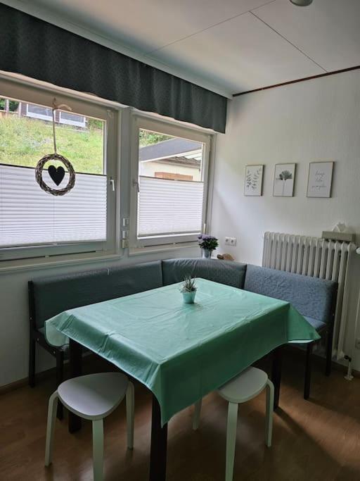 Grosse Ferienwohnung Am Waldrand Schonau  Buitenkant foto