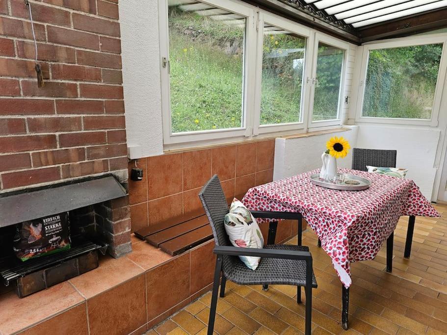 Grosse Ferienwohnung Am Waldrand Schonau  Buitenkant foto